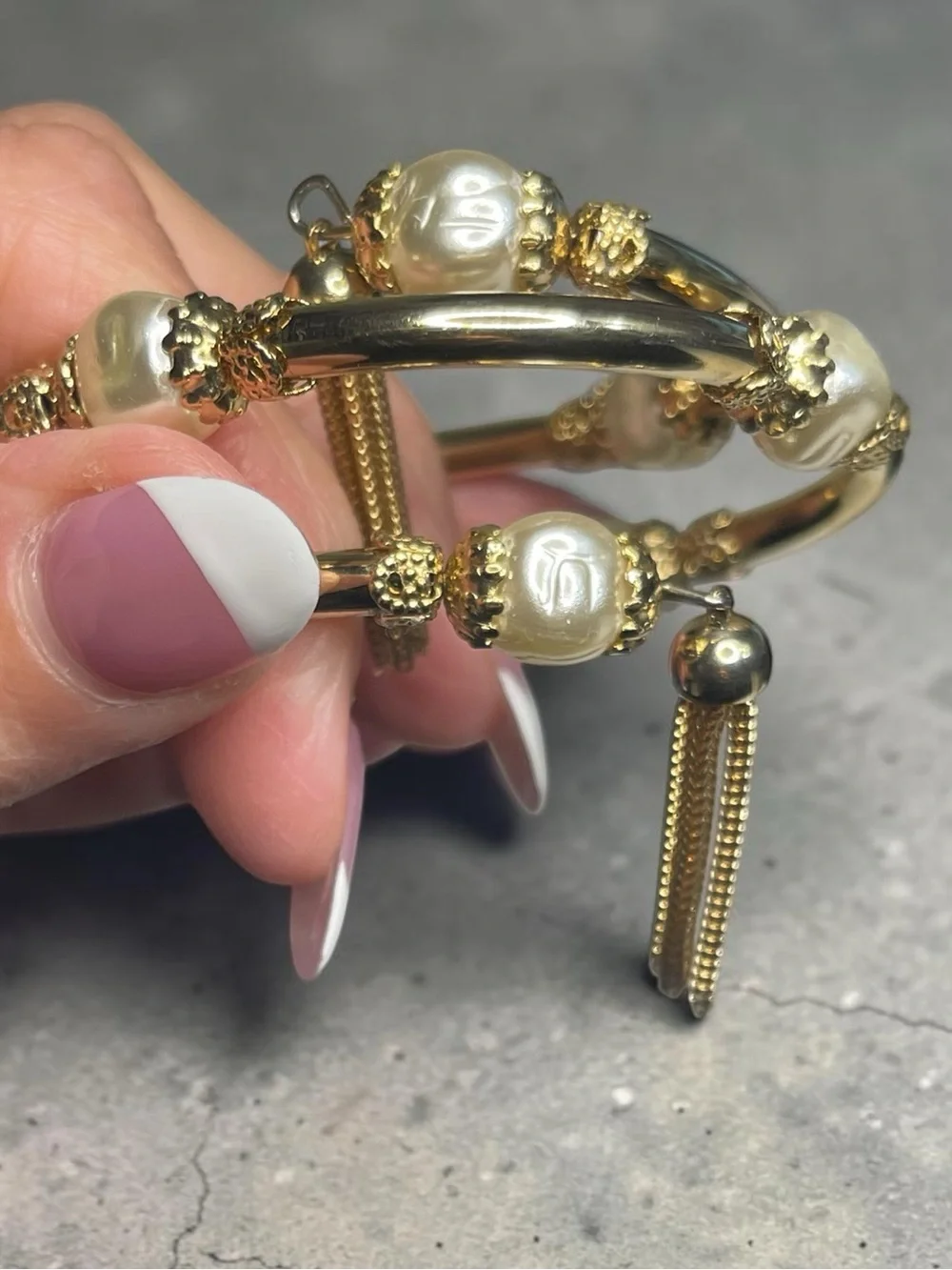 Miriam Haskell Style Baroque Pearl Gold Tone Memory Wire Wrap Bracelet